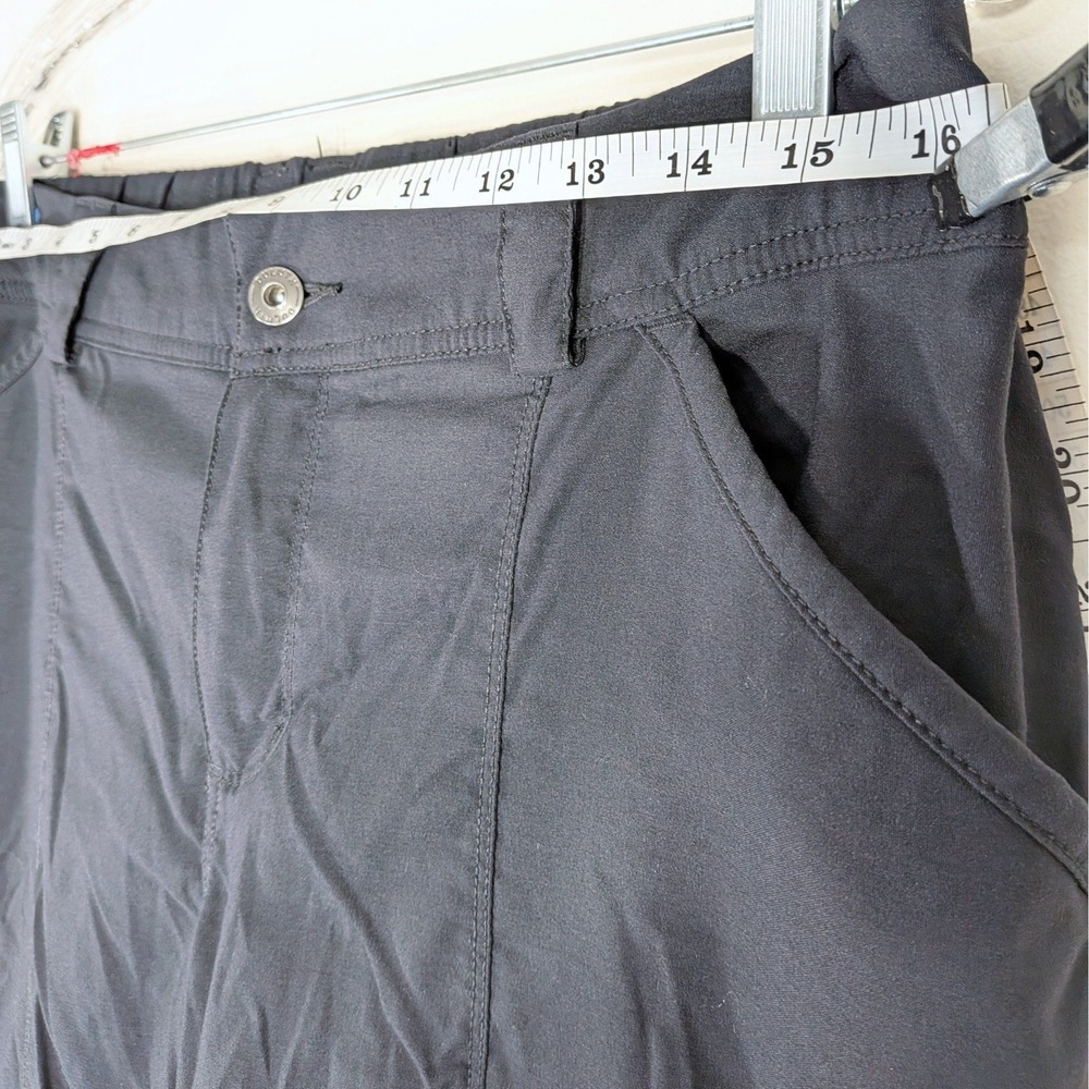 Duluth Trading Co Black Hiking Pants; Roll-Tab, Stretch, Cargo - Picture 3 of 12